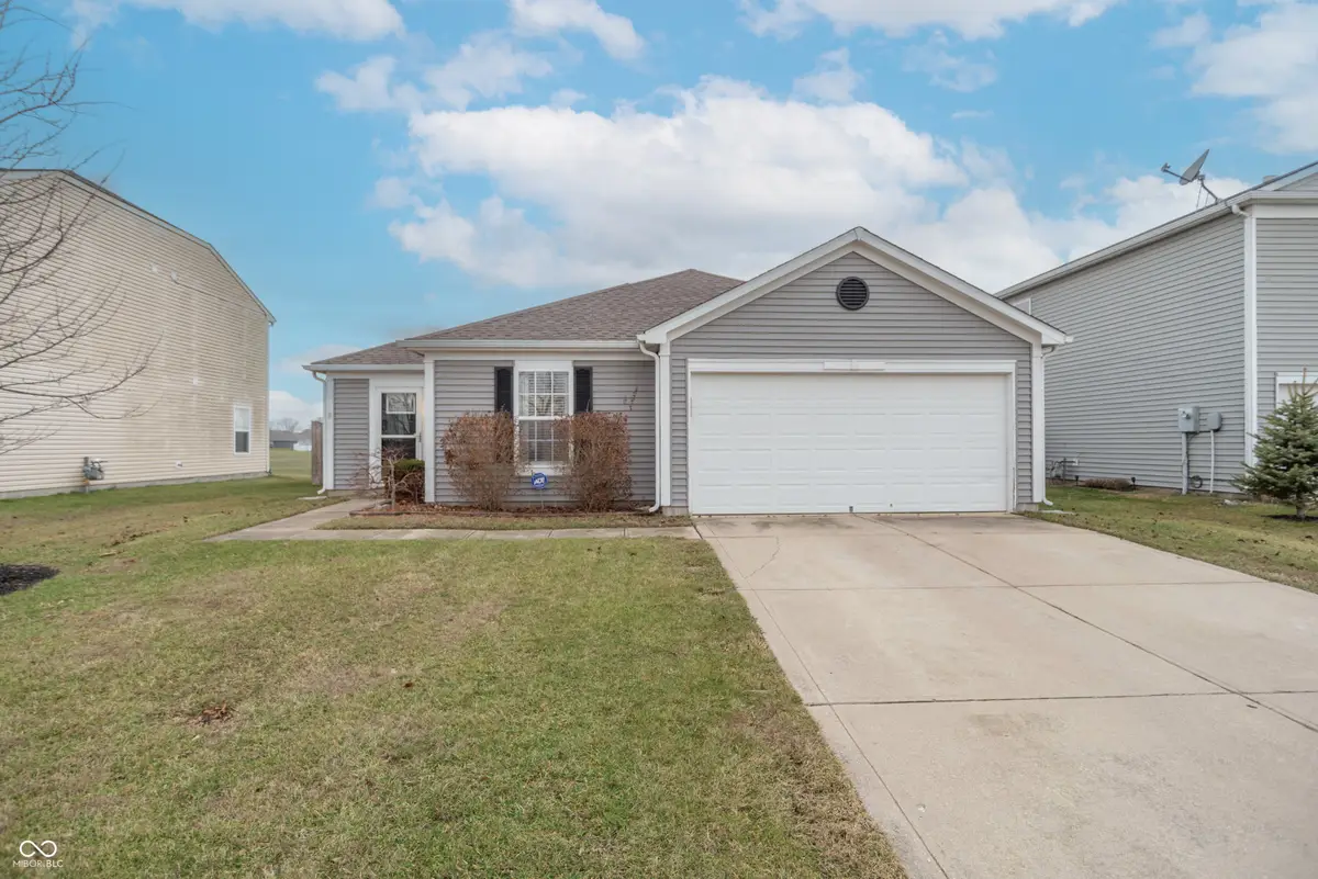 11418 N Meadowbend Way, Monrovia, IN 46157 - Image #1