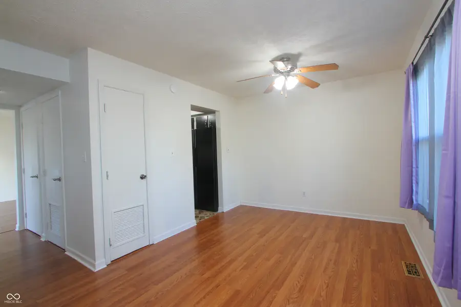 7469 Woodshire Place #7469, Indianapolis, IN 46217 - Image #2