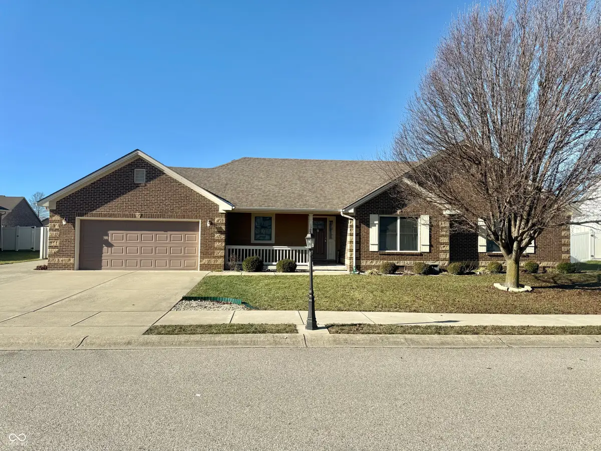 1992 Austin James Lane, Seymour, IN 47274 - Image #1