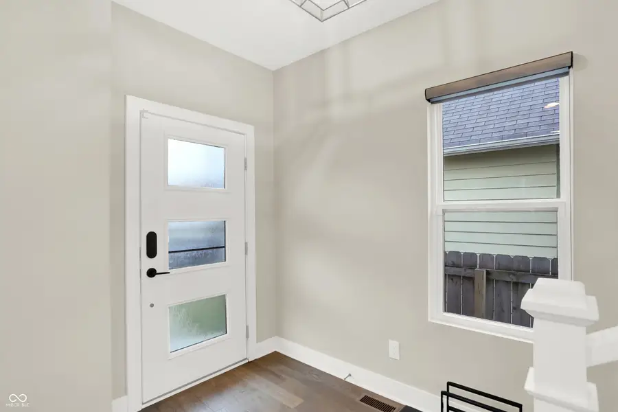 1949 Carrollton Avenue, Indianapolis, IN 46202 - Image #2