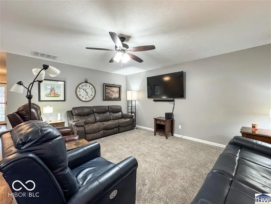 118 E Southglen Drive #A, Terre Haute, IN 47802 - Image #3