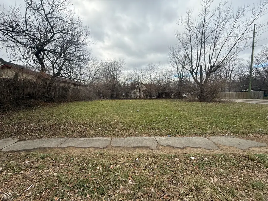560 N Sheffield Avenue, Indianapolis, IN 46222 - Image #3