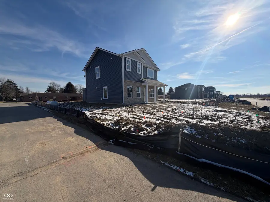 215 Springfield Crossing, Greenfield, IN 46140 - Image #2