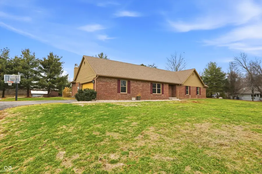 10404 N Serenity Lane, Mooresville, IN 46158 - Image #2