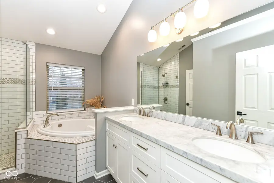 13931 Naples Drive, Fishers, IN 46038 - Image #3