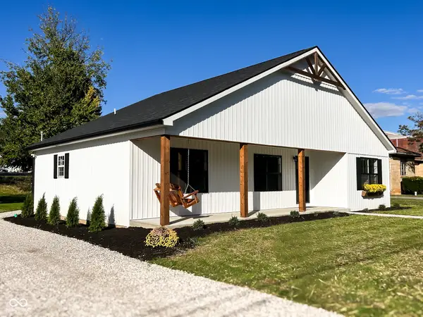 212 W Water Street, Paoli, IN 47454