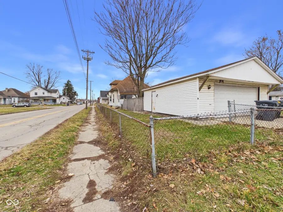 2226 Fletcher Street, Anderson, IN 46016 - Image #2
