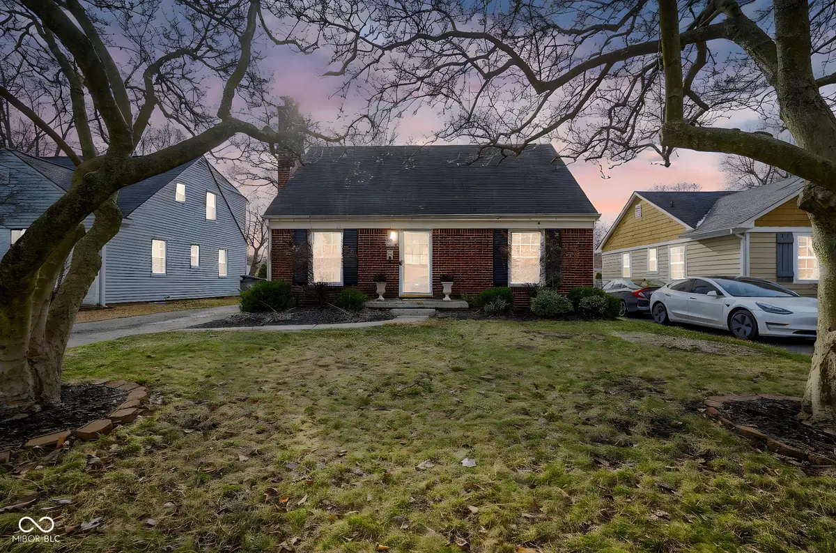2435 Mcleay Drive, Indianapolis, IN 46220 - Image #1