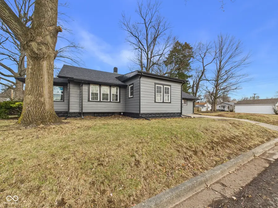 422 S Hutchinson Avenue S, Muncie, IN 47303 - Image #3