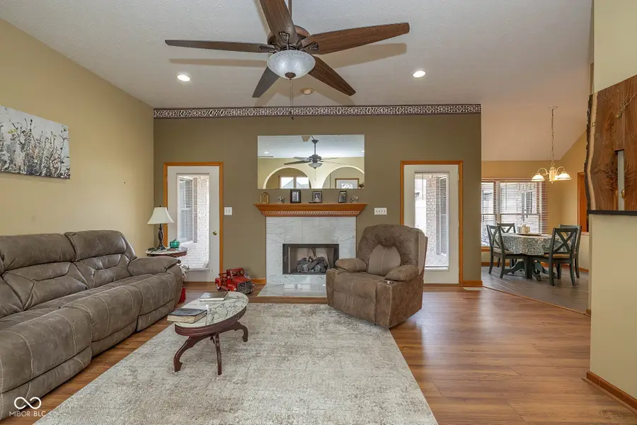 218 Deer Trace Court, Pittsboro, IN 46167 - Image #2