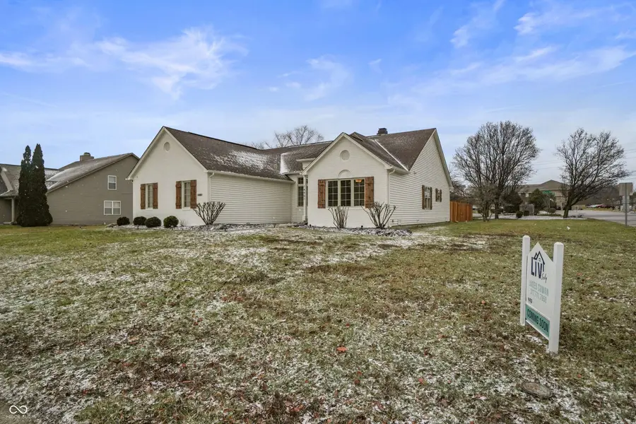 14901 Windmill Drive, Carmel, IN 46033 - Image #3