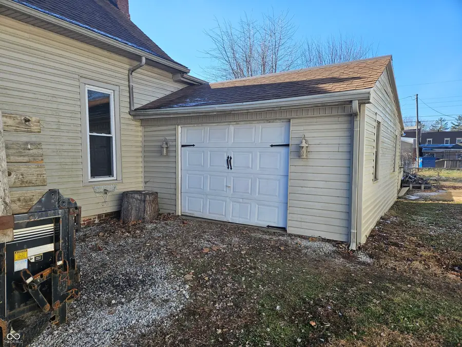 440 N 8th Street, Clinton, IN 47842 - Image #3