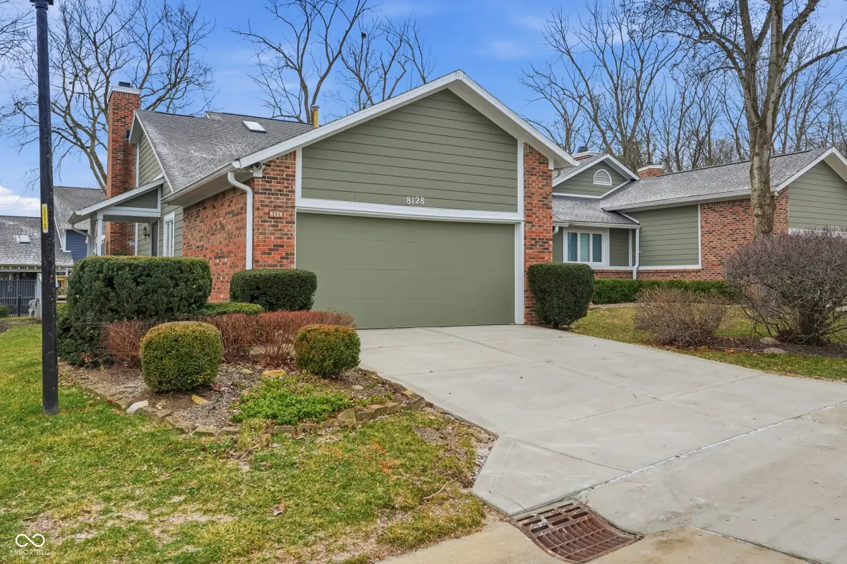 8128 Foxchase Circle, Indianapolis, IN 46256 - Image #1