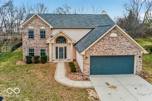 549 New London Drive, Greenwood, IN 46142