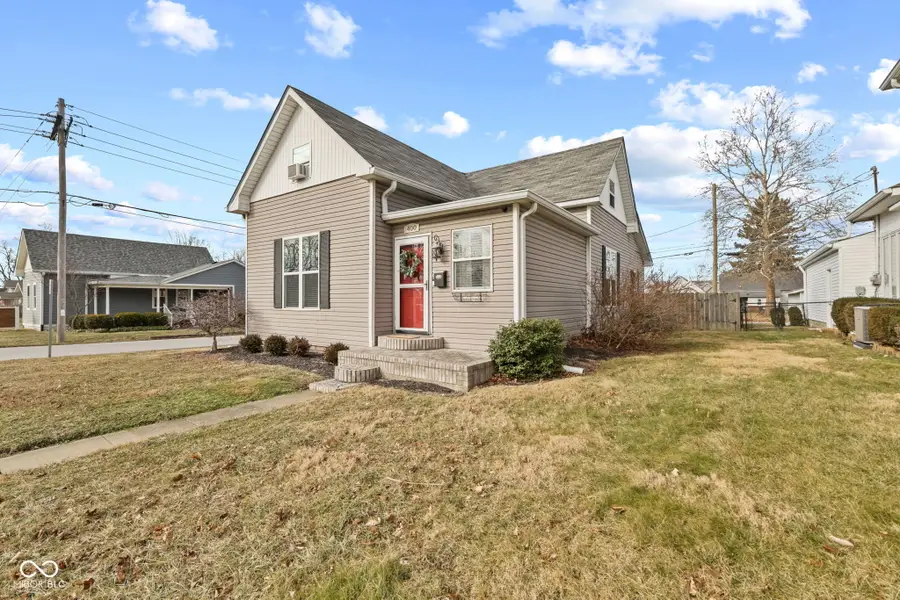 400 W Main Street, Greenwood, IN 46142 - Image #2