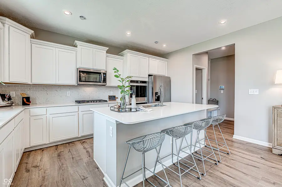 7407 Leatherwood Drive, Indianapolis, IN 46259 - Image #2