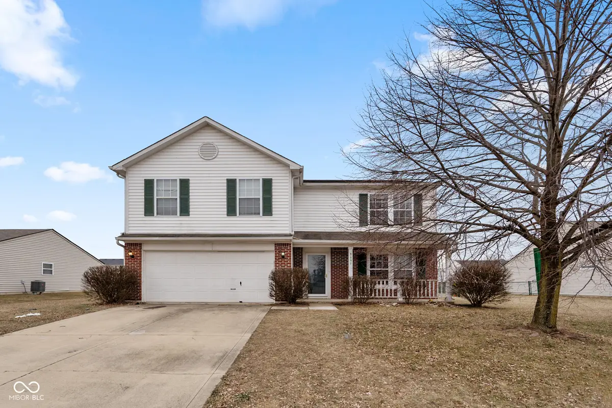 8641 Baypointe Drive, Avon, IN 46123 - Image #1