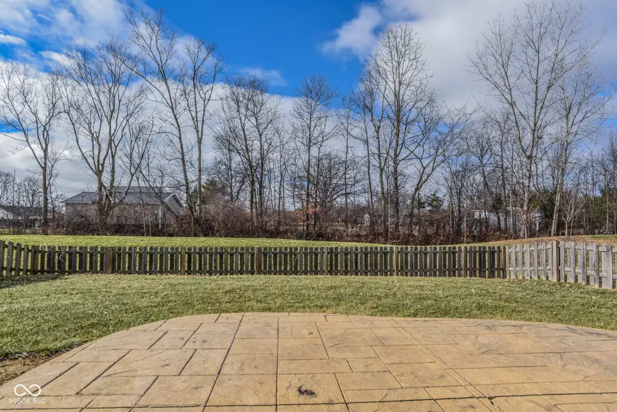 450 Angelina Way, Avon, IN 46123 - Image #2