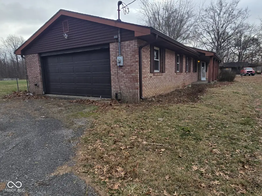 3687 N Countryside Street, Terre Haute, IN 47803 - Image #2