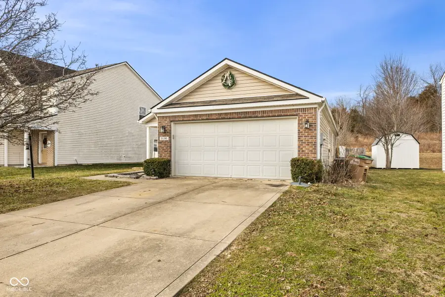 3190 Parkview Drive, Columbus, IN 47201 - Image #2