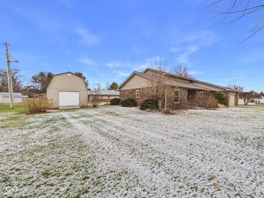 2111 Round Barn Road, Anderson, IN 46017 - Image #3