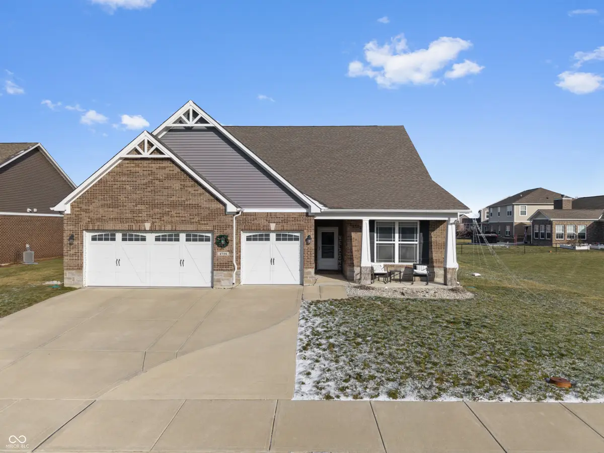 4726 W Lawrence Way, New Palestine, IN 46163 - Image #1