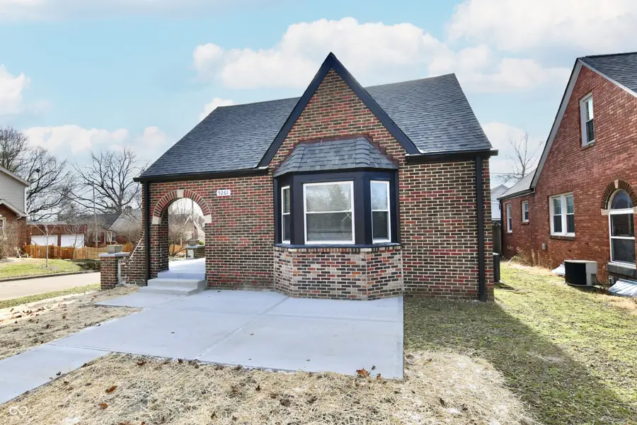 5261 E 9th Street, Indianapolis, IN 46219 - Image #2