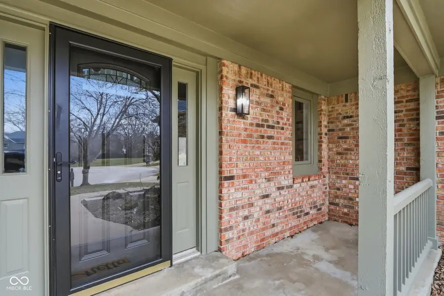 11021 Brentwood Avenue, Zionsville, IN 46077 - Image #3