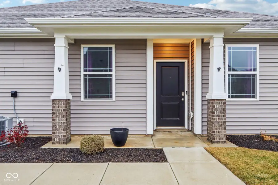 6433 Wasco Drive, Whitestown, IN 46075 - Image #2