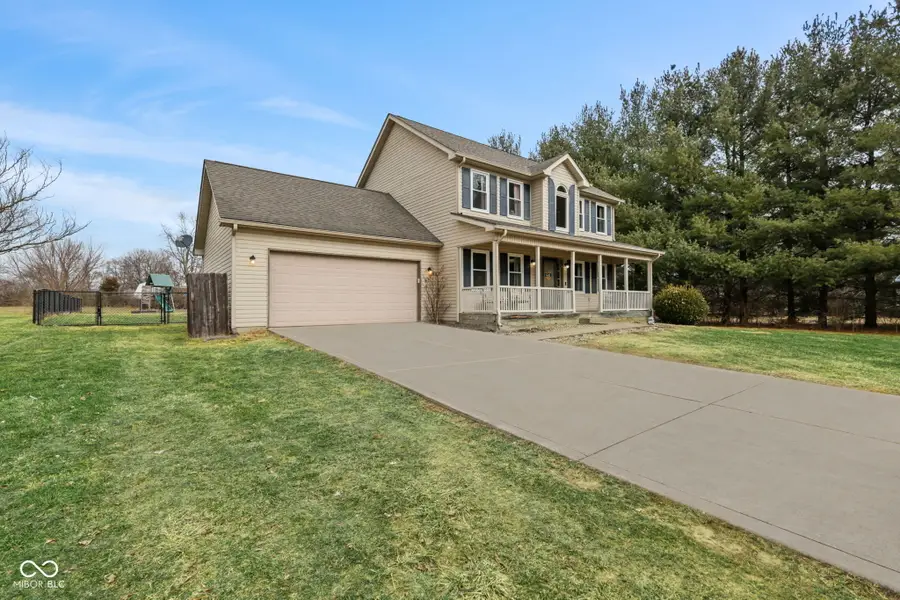 2882 E Cottonwood Trail, Morristown, IN 46161 - Image #2