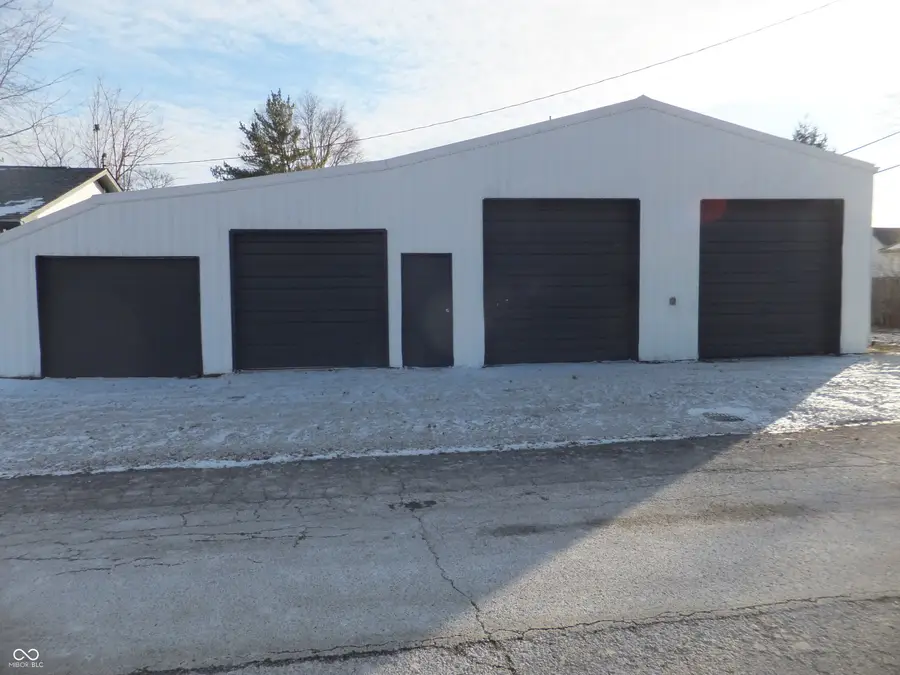 100 S California Street, Sheridan, IN 46069 - Image #2