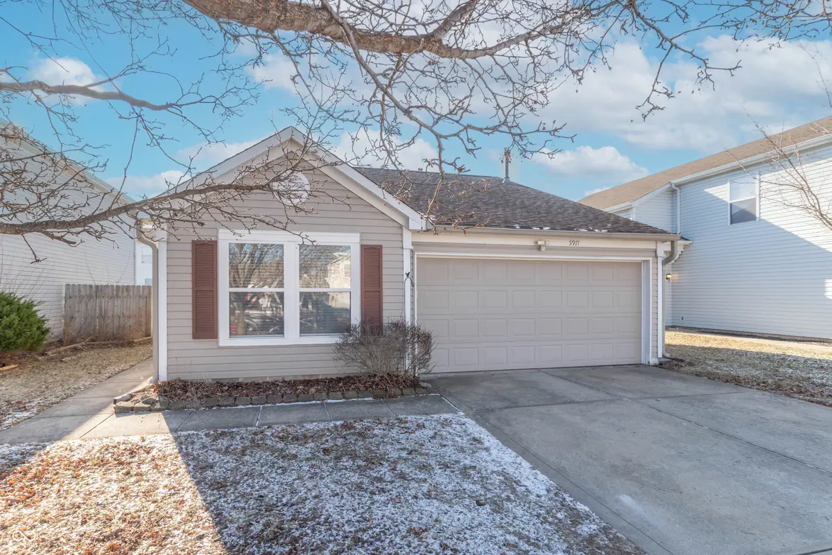 5977 Claymont Boulevard, Plainfield, IN 46168 - Image #1