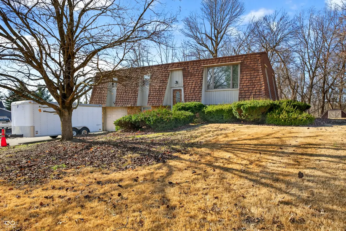 600 Forest Drive, Bloomfield, IN 47424 - Image #1