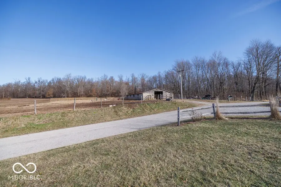 000 Defore Road, Coal City, IN 47427 - Image #2