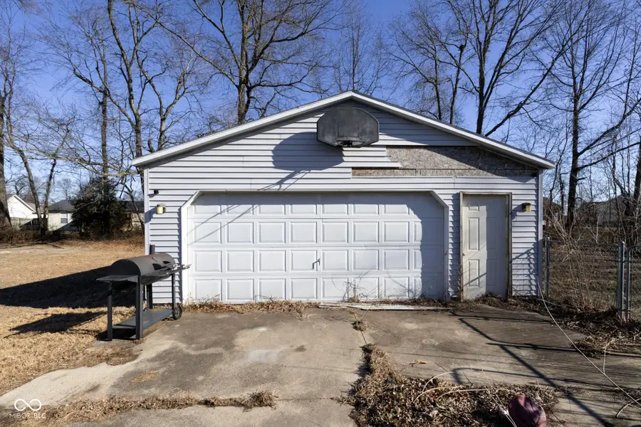1413 Brookside Drive, Columbus, IN 47201 - Image #2