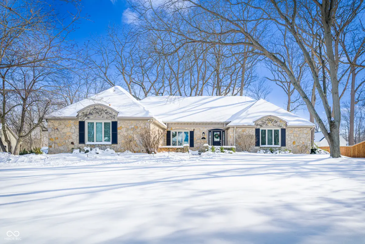 195 Governors Lane, Zionsville, IN 46077 - Image #1