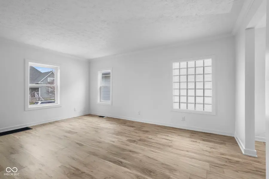 73 S 10th Avenue, Beech Grove, IN 46107 - Image #3