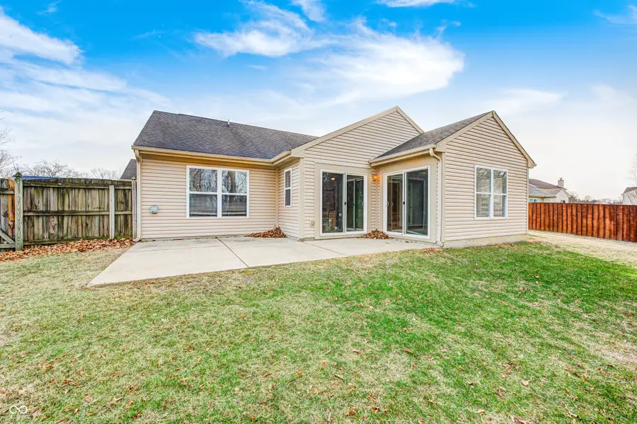 7440 Oakview Drive, Avon, IN 46123 - #3