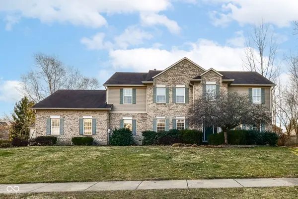 11482 Burkwood Drive, Carmel, IN 46033