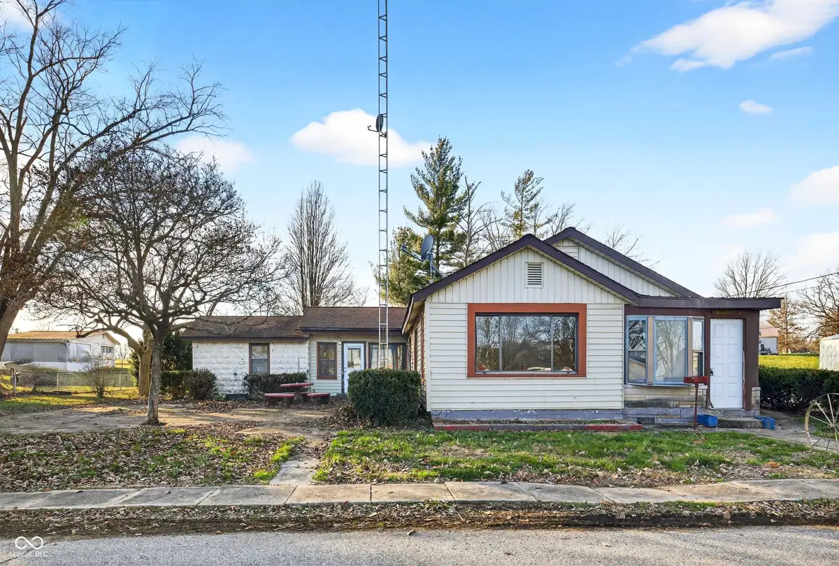 960 Stevens Street, Mitchell, IN 47446 - Image #1