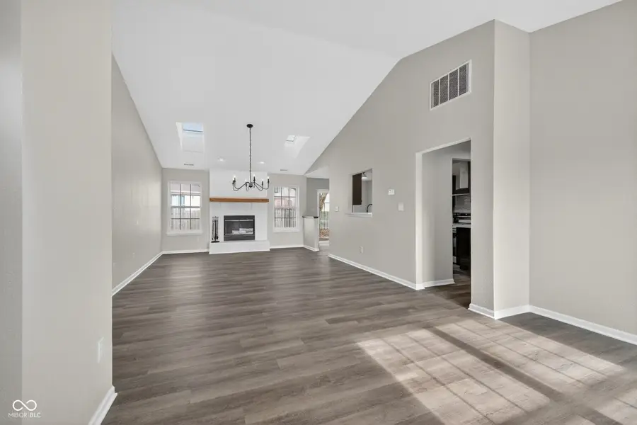 4624 Walker Street, Greenwood, IN 46143 - Image #3