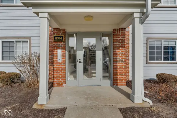 8314 Glenwillow Lane #103, Indianapolis, IN 46278