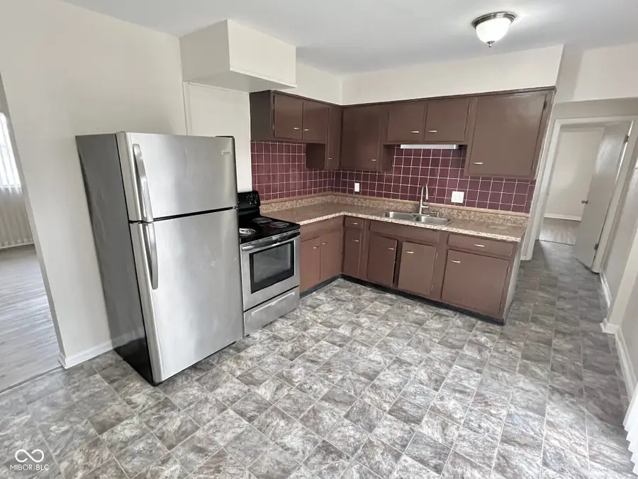 915 S Franklin Road, Indianapolis, IN 46239 - Image #3