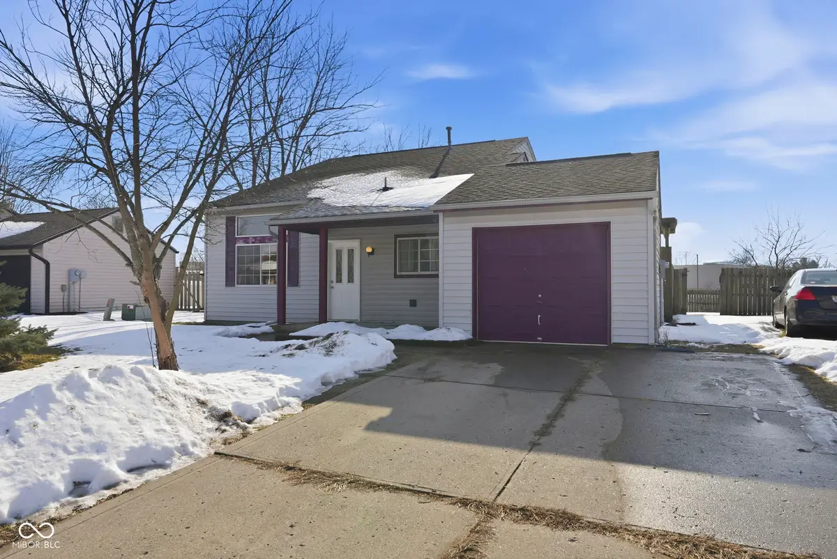 90 Meadow Creek Boulevard, Whiteland, IN 46184 - #1