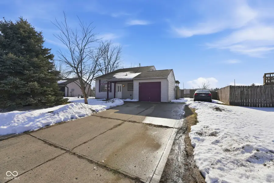 90 Meadow Creek Boulevard, Whiteland, IN 46184 - #2