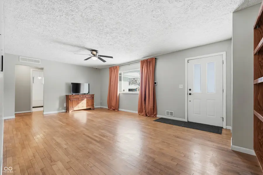 607 N Shellbark Road, Muncie, IN 47304 - Image #3