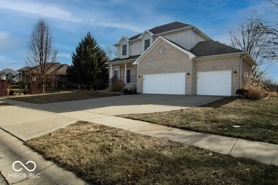 5263 Brooks Bend, Greenwood, IN 46143 - Image #2
