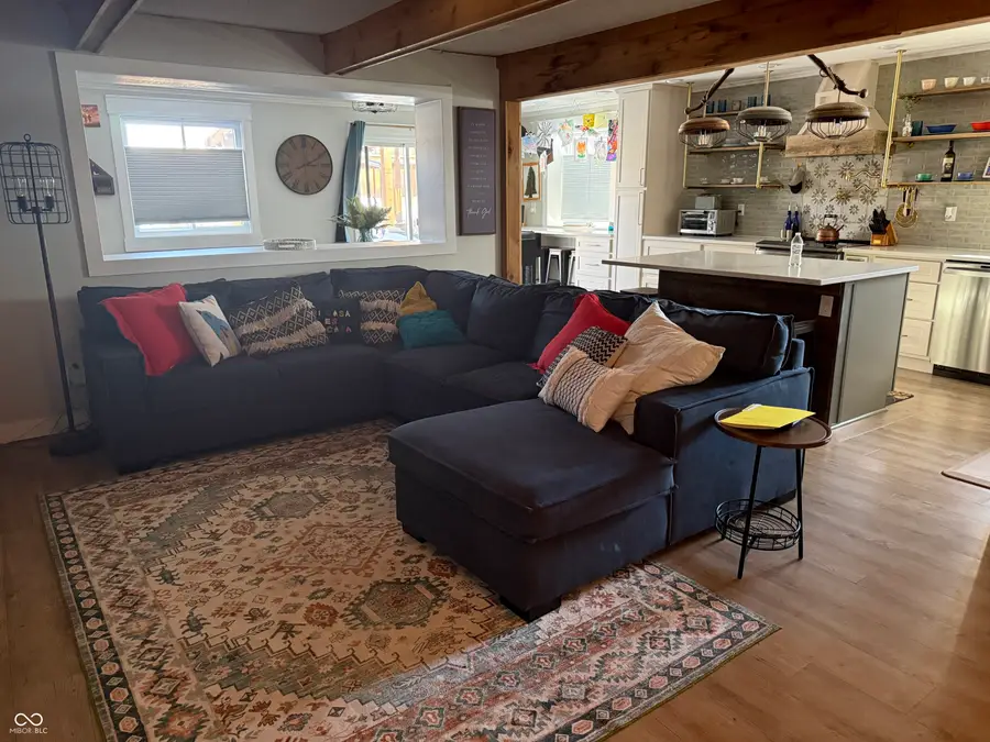 135 W Loretta Drive, Indianapolis, IN 46217 - Image #2