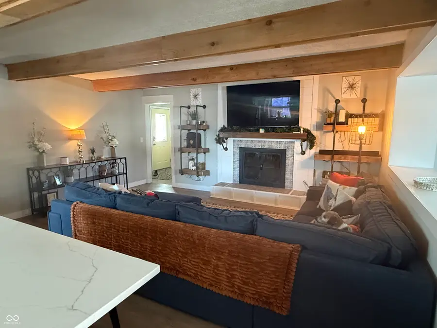 135 W Loretta Drive, Indianapolis, IN 46217 - Image #3