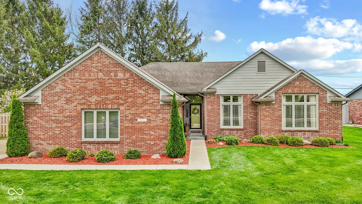 1895 Longest Drive, Franklin, IN 46131 - #1